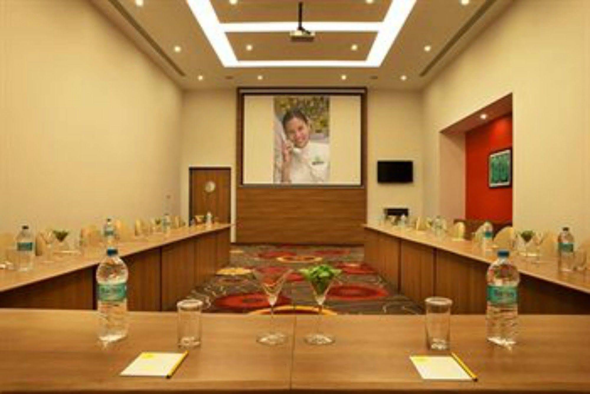 Lemon Tree Premier Hitec City Haïdarabad Extérieur photo
